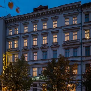 **** Hotel Myer's Germania